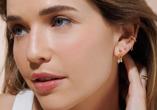 Boucles d'oreilles Gia hoop (noir ou blanc)