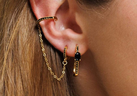 Boucles d'oreilles Ross (noir ou blanc)