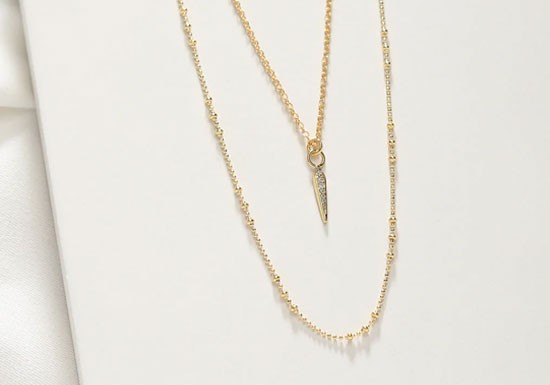 Collier Lexy (noir ou blanc)