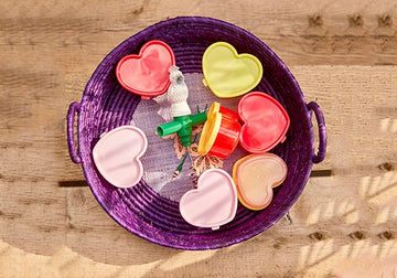 Lot de 8 boîtes plastiques cœur