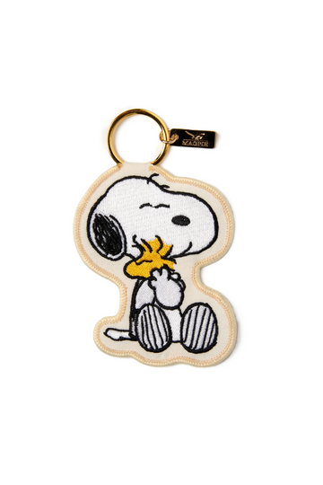 Porte-clés écusson Snoopy Hug