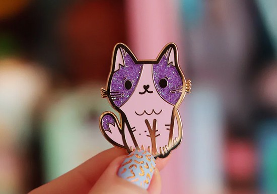 Pin's Magic Cat