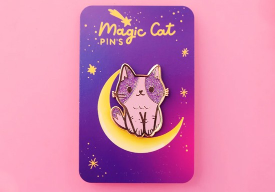 Pin's Magic Cat