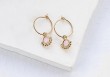 Boucles d'oreilles Flor Hoop (coloris au choix)