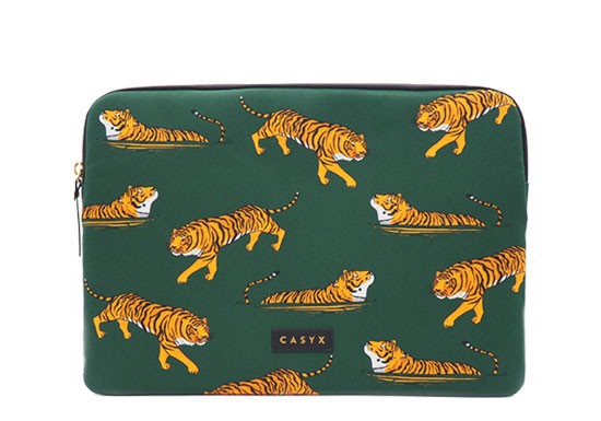 Housse Tablette Swimming Tigers