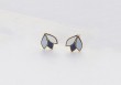 Boucles d'oreilles Tulip Post (coloris au choix)