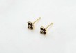 Boucles d'oreilles Daffodil Post (coloris au choix)