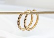 Boucles d'oreilles Logan (noir ou blanc)