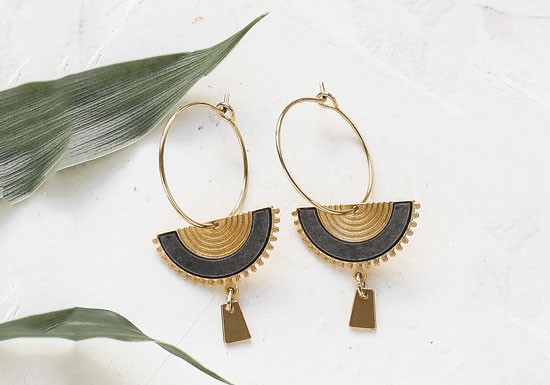 Boucles d'oreilles Swahili hoop (coloris au choix)