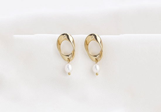 Boucles d'oreilles Camilla Pearl