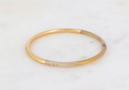 Bracelet jonc en corne fin laqué - doré