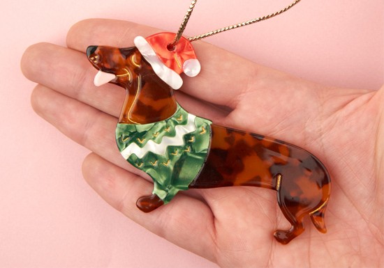 Déco de sapin Teckel frileux